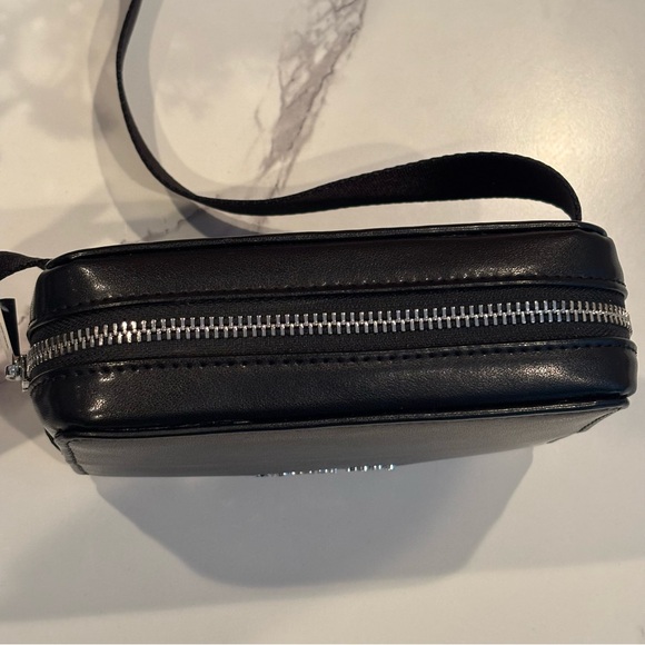 Michael Kors Belt Bag - Picture 5 of 13